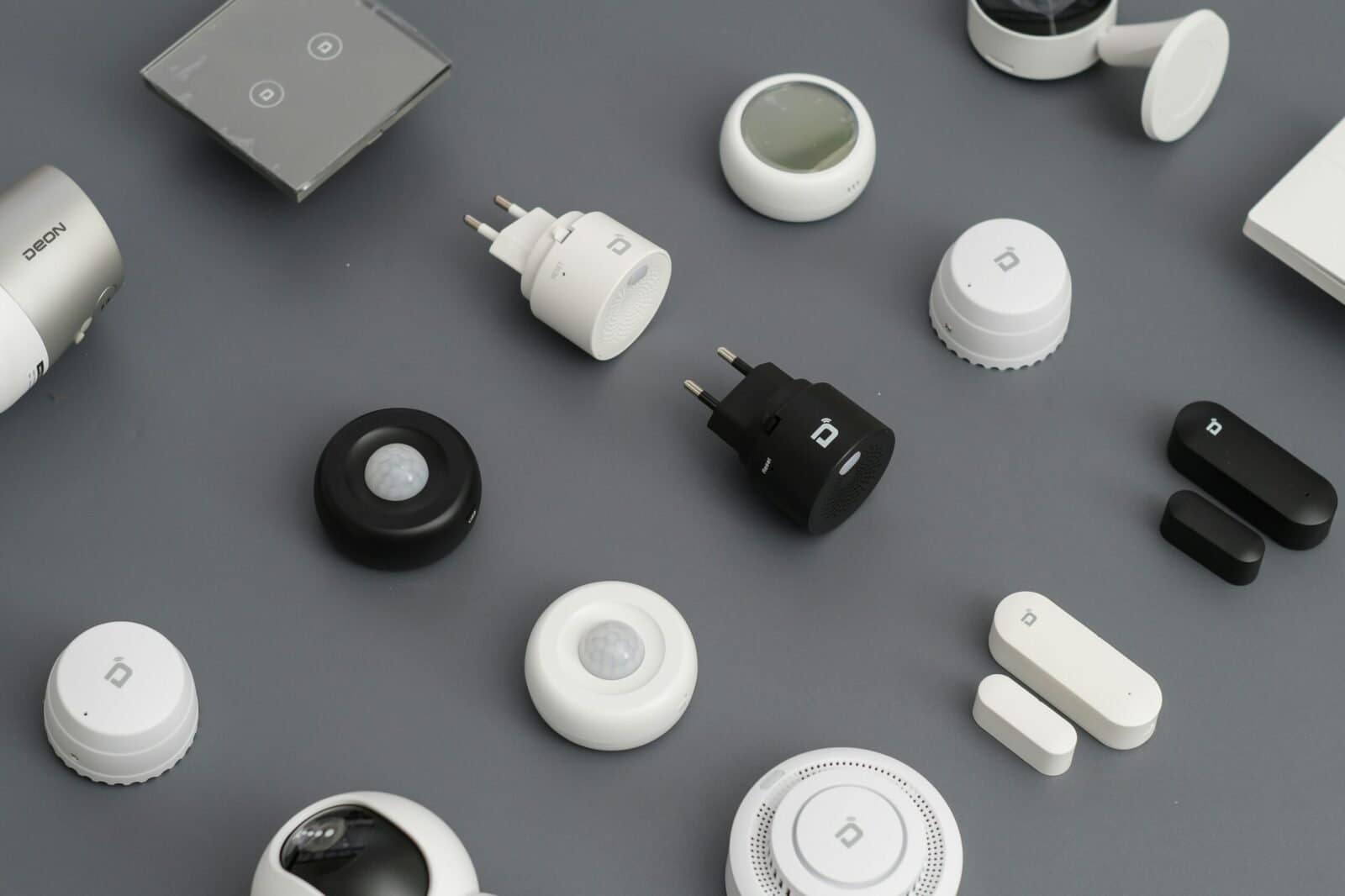 Los Mejores Enchufes Inteligentes para Automatizar Luces, Fuentes y Sistemas de Riego