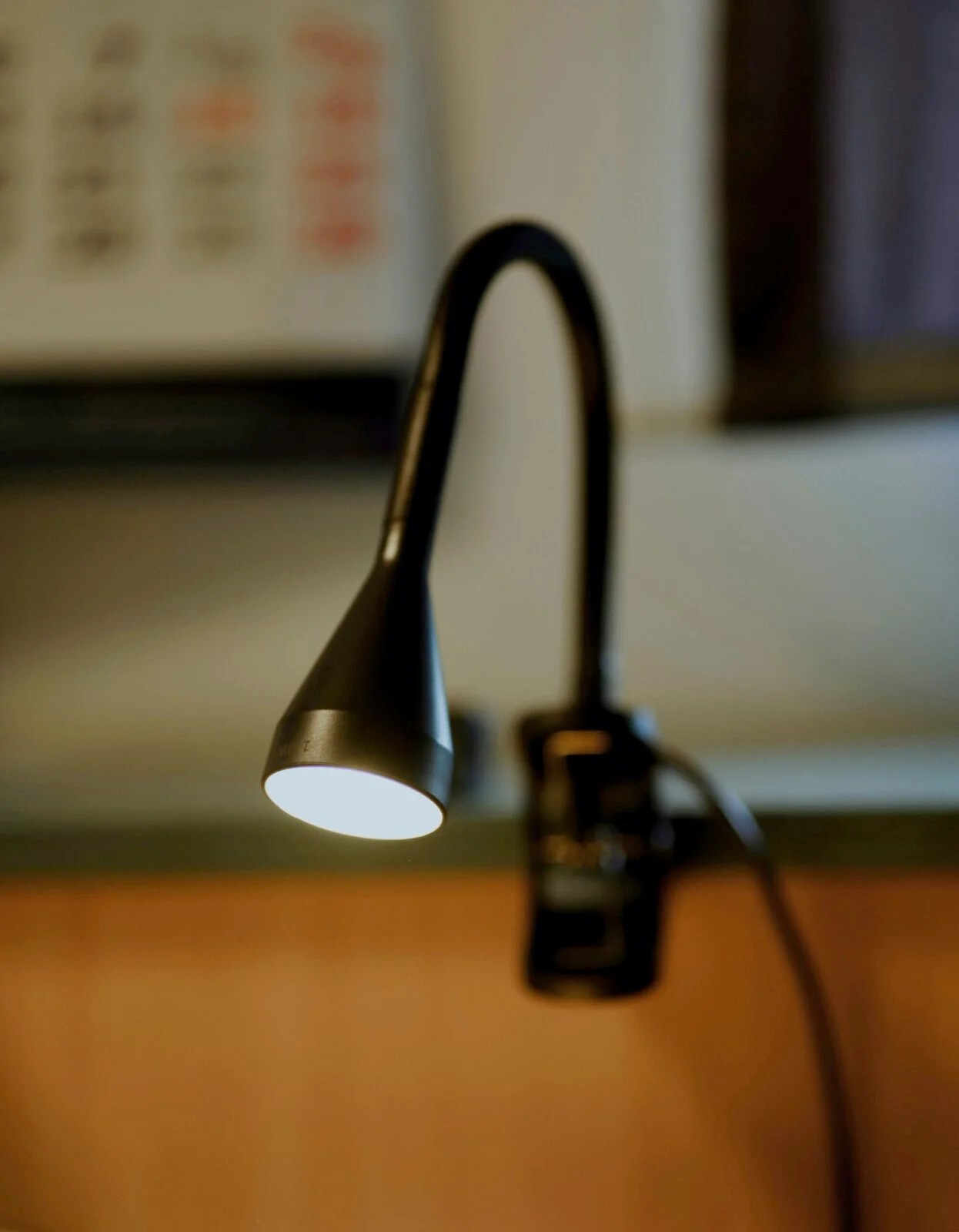 Mejor lámpara de escritorio para ojos cansados